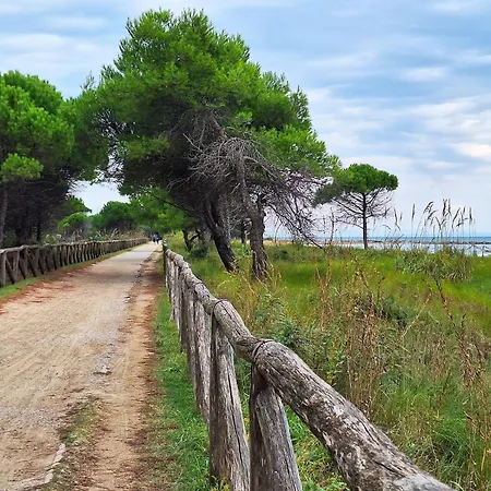Modern And Comfy Near Bibione