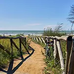 Apartman Modern And Comfy Flat Near The Sea *