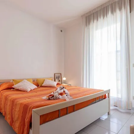 Modern And Comfy Flat Near The Sea * Μπιμπιόνε