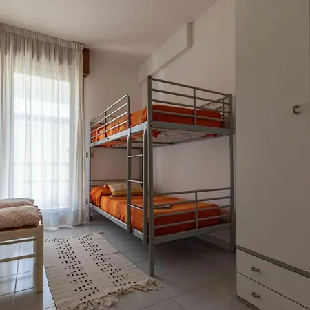 Modern And Comfy Flat Near The Sea *