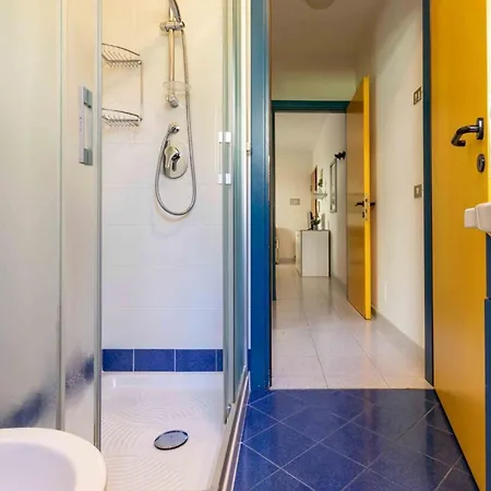 Διαμέρισμα Modern And Comfy Flat Near The Sea Μπιμπιόνε