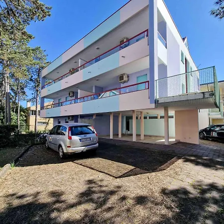 Modern And Comfy Flat Near The Sea Διαμέρισμα