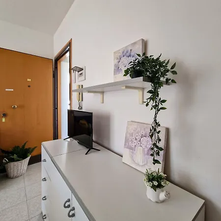 Διαμέρισμα Modern And Comfy Flat Near The Sea *