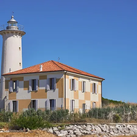 Modern And Comfy Flat Near The Sea * Μπιμπιόνε