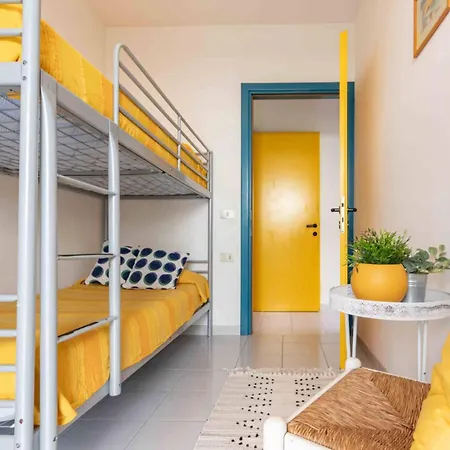 Modern And Comfy Flat Near The Sea Διαμέρισμα *