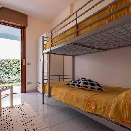Modern And Comfy Flat Near The Sea Διαμέρισμα