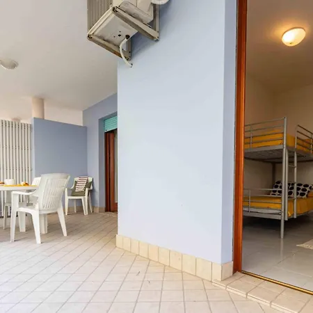 Modern And Comfy Flat Near The Sea *