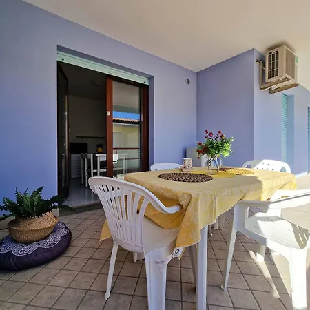 شقة Modern And Comfy Flat Near The Sea بيبيوني