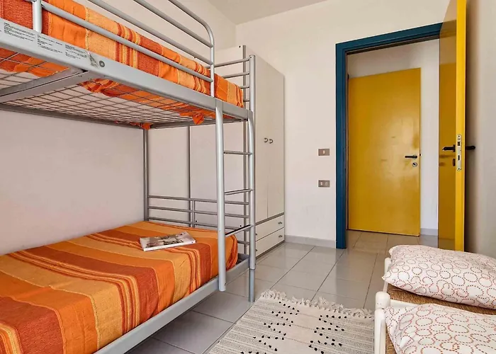 Modern And Comfy Flat Near The Sea