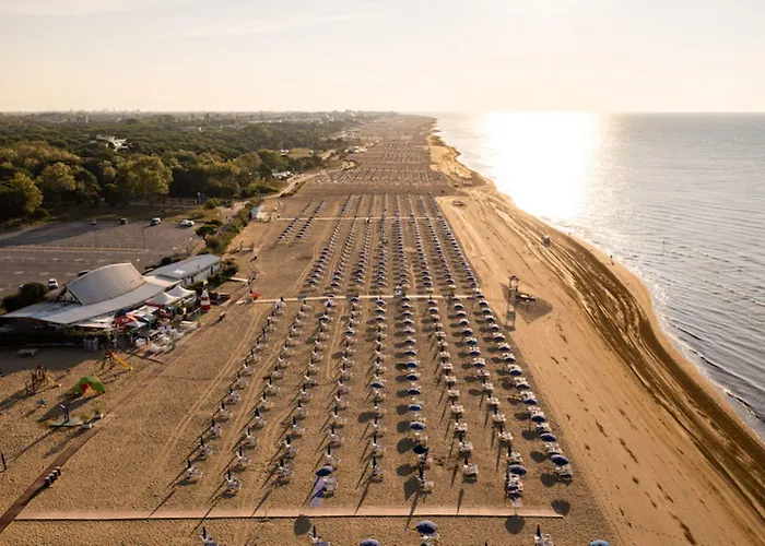 Modern And Comfy Flat Near The Sea Apartman *